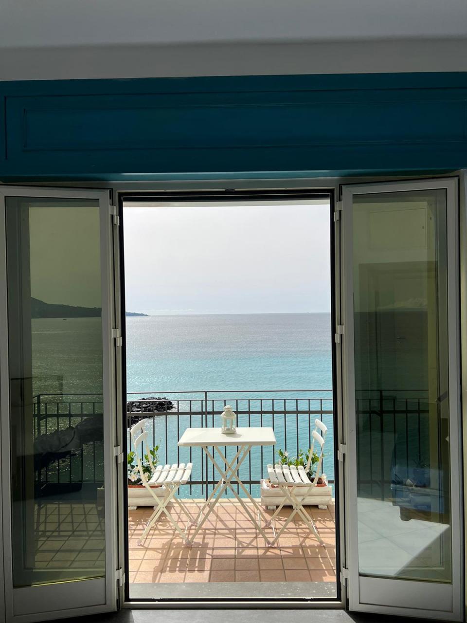 One bedroom Apartment with sea view terrace-5